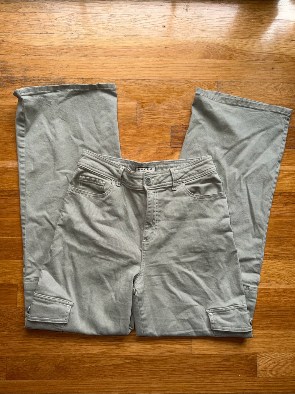 Bagatelle Collection Sage Green Wide Leg Cargo Pants – Size 4